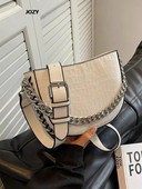 Νέες χιαστί τσάντες χιαστί με αλυσίδα σχεδιαστών πολυτελείας για γυναίκες 2023 Καλοκαιρινή κλασική ευέλικτη δερμάτινη τσάντα ώμου Πορτοφόλι σε απλό στυλ