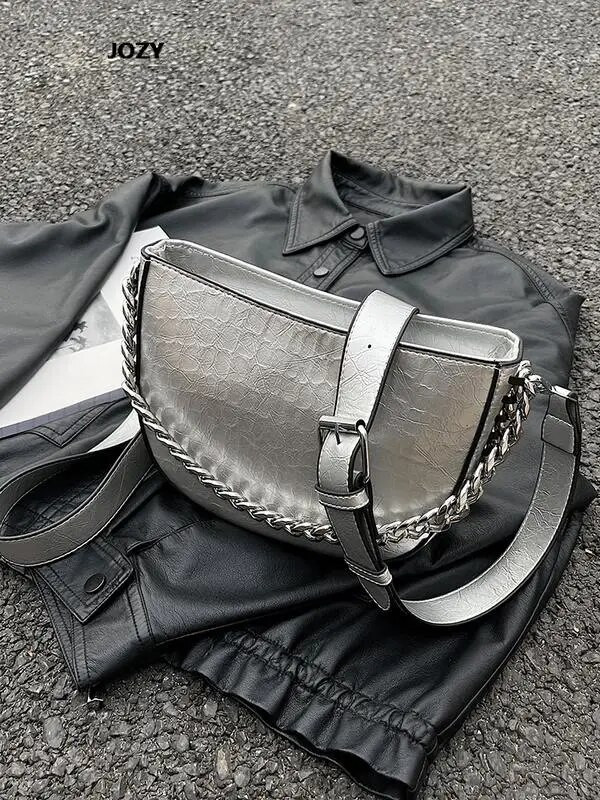 Νέες χιαστί τσάντες χιαστί με αλυσίδα σχεδιαστών πολυτελείας για γυναίκες 2023 Καλοκαιρινή κλασική ευέλικτη δερμάτινη τσάντα ώμου Πορτοφόλι σε απλό στυλ