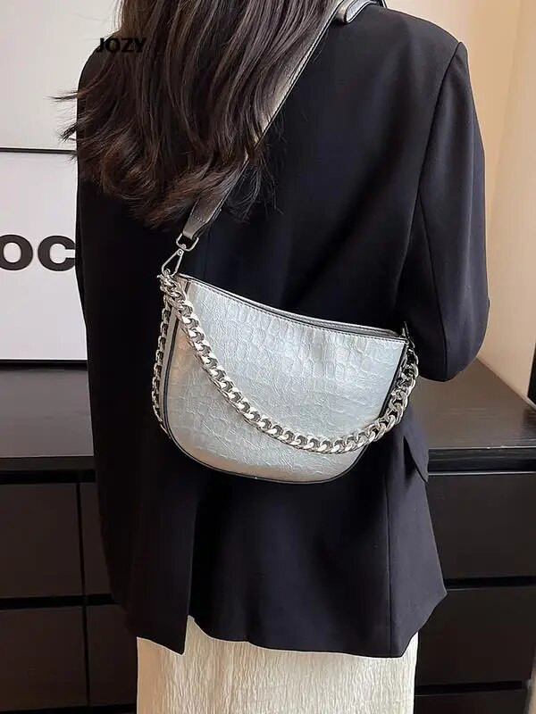 Νέες χιαστί τσάντες χιαστί με αλυσίδα σχεδιαστών πολυτελείας για γυναίκες 2023 Καλοκαιρινή κλασική ευέλικτη δερμάτινη τσάντα ώμου Πορτοφόλι σε απλό στυλ