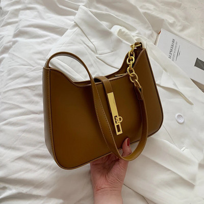 „Toptrends“ moteriškos 2023 m. „Trend Designer“ PU odos „Half Moon Artpit“ moteriškos rankinės ir piniginė juodai balta