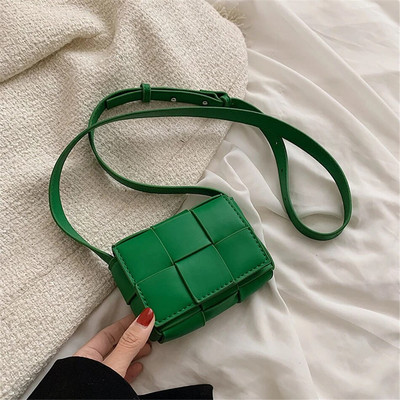 Πολυτελής μίνι γυναικεία τσάντα ύφανσης τετράγωνη PU Δερμάτινες τσάντες χιαστί ώμου για γυναίκες 2022 Μικρά πορτοφόλια και τσάντες σχεδιαστής για την άνοιξη