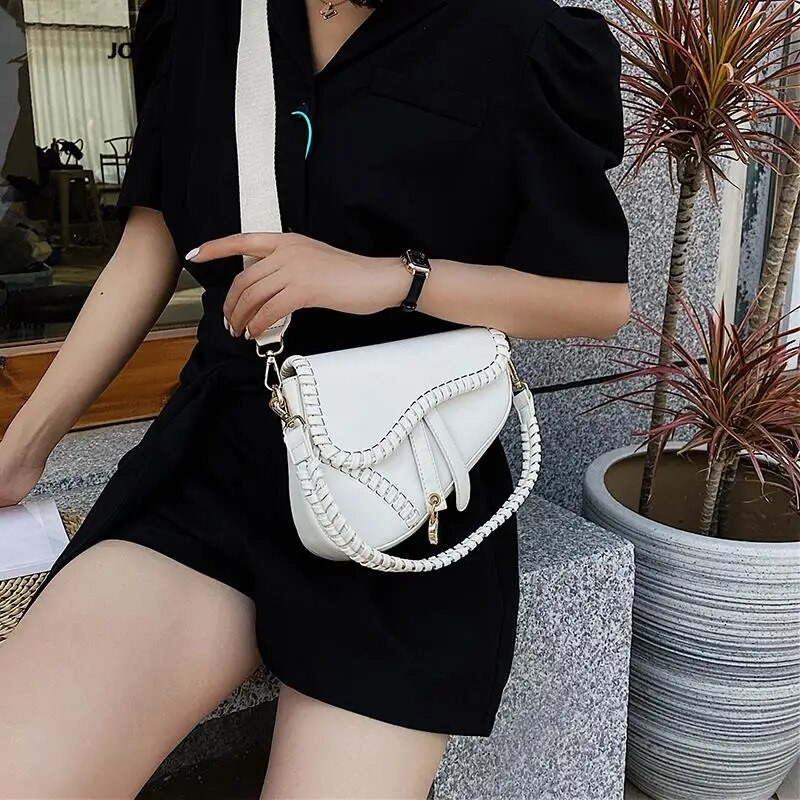 2023. aasta uus suvine lihtne moodne sadula õlakotid Luksuslikud disainer klassikalised Crossbody vabaaja vintage nahast käekotid naistele