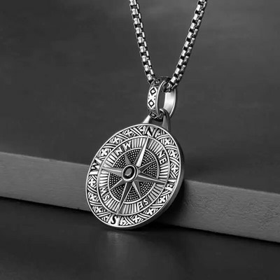 Quality Fashionable Medal Necklace Pendant Pirate Ship Compass Personality Men\`s Necklace Pendant Hip Hop Jewelry Trend Jewelry