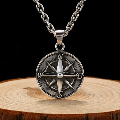 Filmų aksesuarai Karibai Akg Piratai Actekų aukso spalvos monetų karoliai Retro kaukolės pakabukas punk hiphopo karoliai