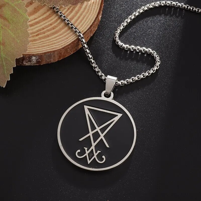 Sigili Saatana kirik roostevabast terasest kaelakee Meeste pitser Lucifer Lavey varjatud kuradi kaelakee Vintage märk Amulett Ehted