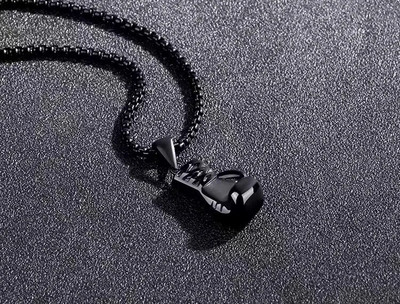 Poksikindad Ühevärvilised ripats Mood Meeste Sportlik Vaba aeg Ehted Hip Hop Kaelakee Tänavamustad Poksikindad Kaelakee