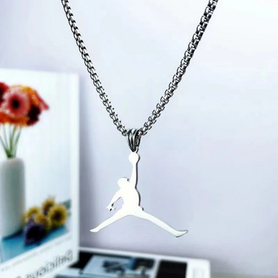 Krepšinio pakabukas plieno spalvos hiphopo madingi sportiniai titano plieno karoliai vyriški ir moteriški megztinių grandinėlė išskirtinis gimtadienis