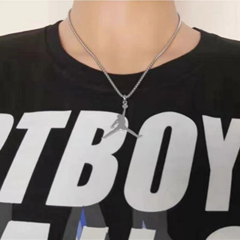 Krepšinio pakabukas plieno spalvos hiphopo madingi sportiniai titano plieno karoliai vyriški ir moteriški megztinių grandinėlė išskirtinis gimtadienis