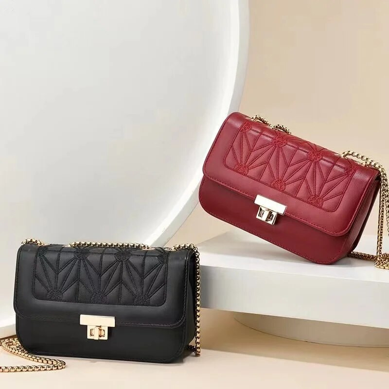 Klasične ženske torbe na rame Svestrana nježna torba s lancem Moderna i jednostavna mala četvrtasta torba