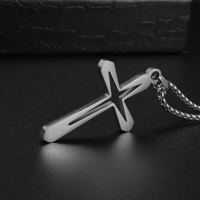 Moedisain Lihtne õõnesrist ripats Meeste hip-hop roostevabast terasest kaelakee Religioossed kristlikud amuleti ehted