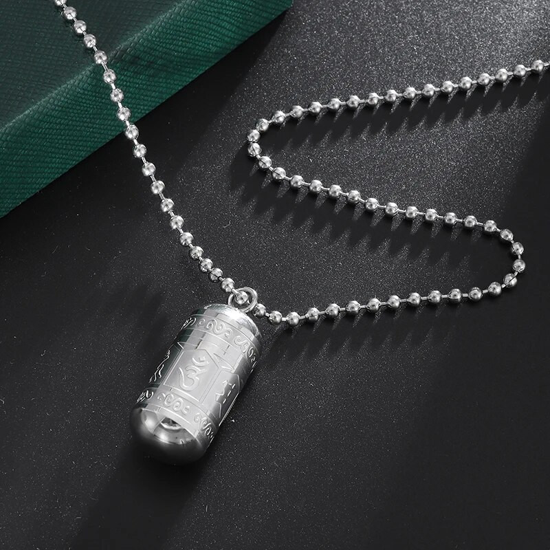 Budistų mantra Laimingo palinkėjimo butelio karoliai Moterų Vyrai Om Mantra Maldos Ratukas Mantra Butelis Urna Pakabukas Nerūdijančio plieno papuošalai