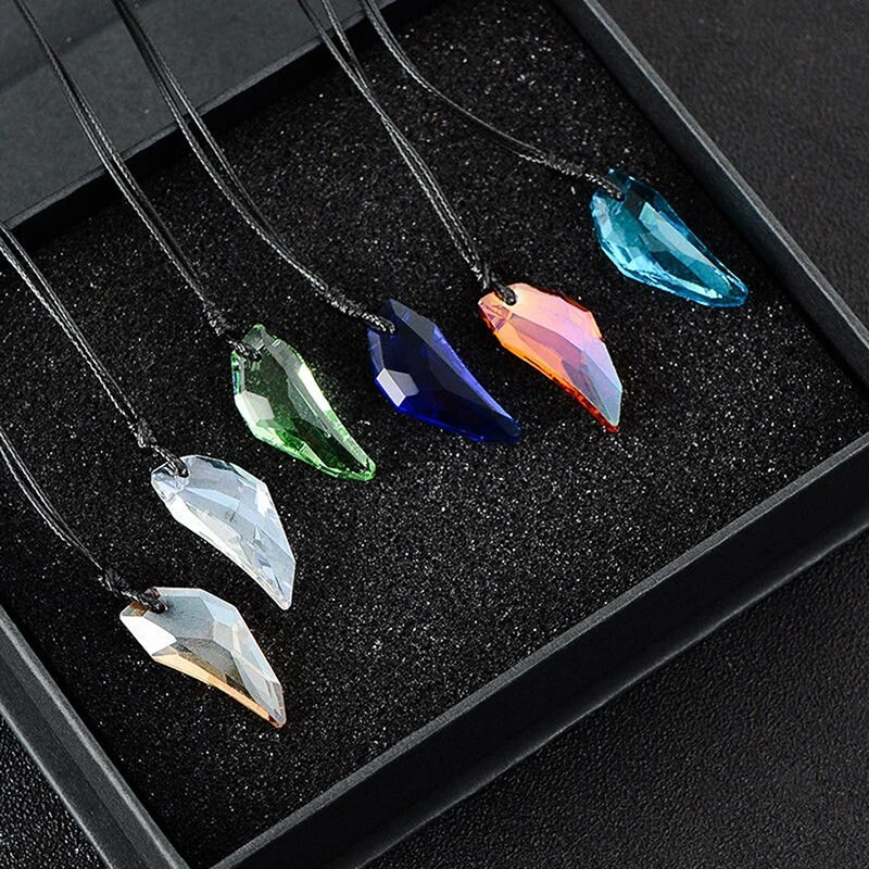 Meeste antiikne kristallist hundihammas ripats kaelakee vintage hundihammas kivist ripats kaelakee ehted