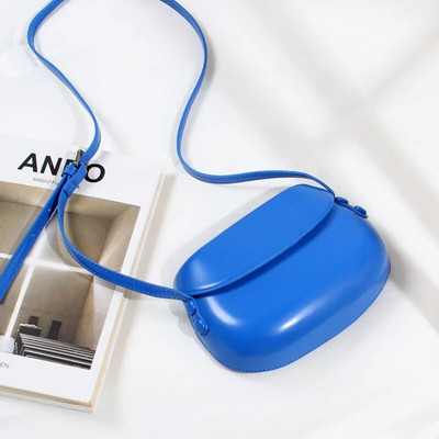 2023 Νέα μόδα ρετρό τσάντα σέλας Mini τσάντα χιαστί, ευέλικτη και απλή φορητή τσάντα ώμου