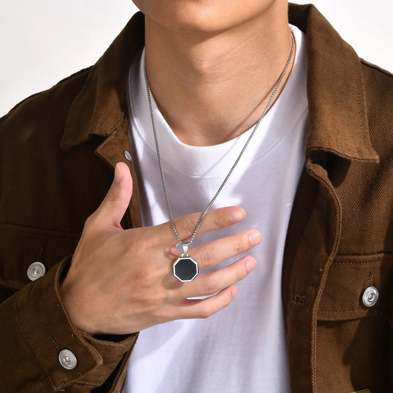 Vnoxi lihtsad kaheksanurksed kaelakeed meestele, stiilne must emailiga roostevabast terasest geomeetriline ripatskrae, kingitused talle