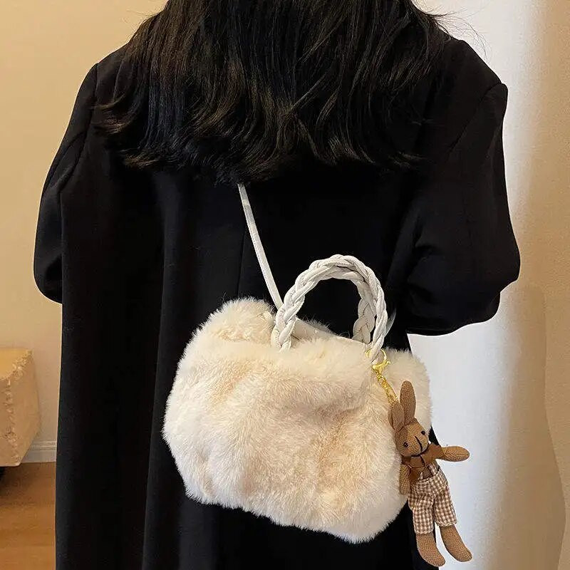 Žiemos mielas pliušinis krepšys Crossbody Krepšiai moterims per petį Naujas aksominis krepšys panelei mergaitei rudeninė maža minkšto kailio rankinė