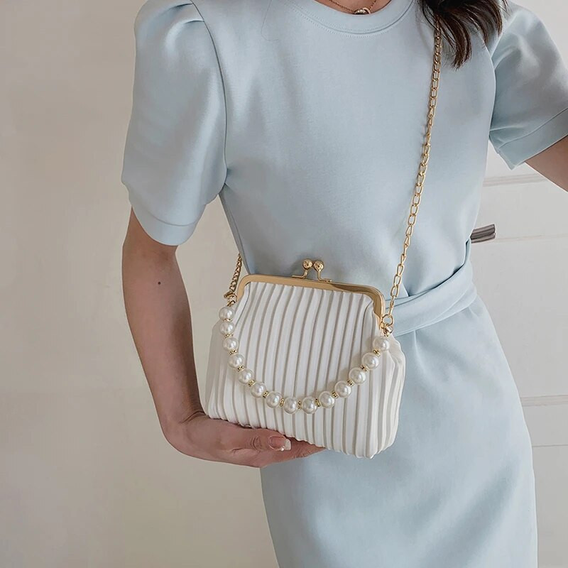 Madingi sulankstyti odiniai mini pečių krepšiai, moteriški perlų grandinės viršutiniai sankabos krepšiai, spaustukai, skersiniai krepšiai piniginė Prekės ženklo dizaino moteriška rankinė