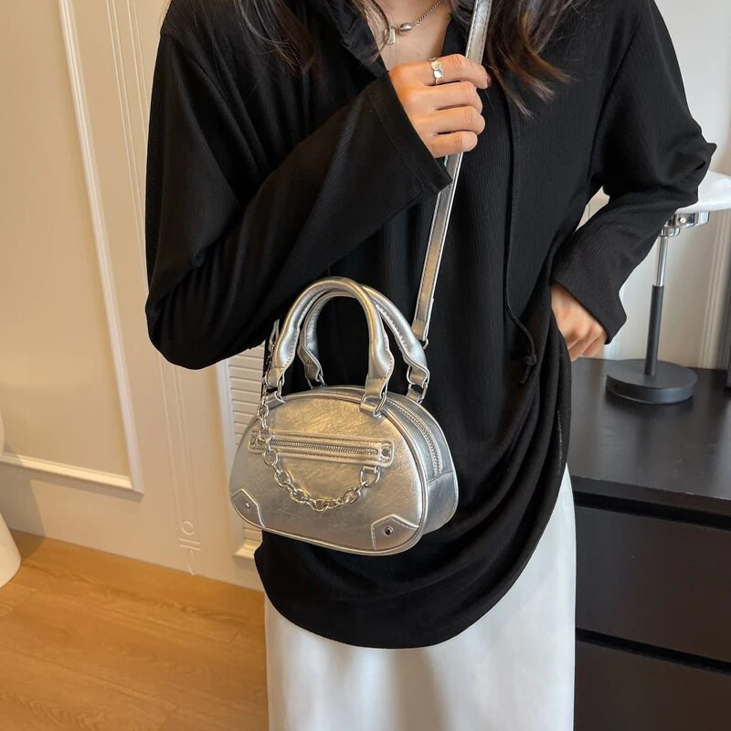 LEFTSIDE hõbedased, lühikese käepidemega mini-crossbody kotid naistele 2023. aasta Korea uusima trendiga disaineri käekotid kaenlaalustest õlakottidest