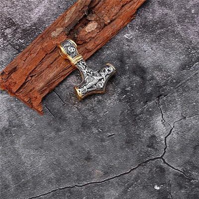 MKENDN nerūdijančio plieno skandinavų vikingų Thor's Hammer Mjolnir skandinaviškos runos amuleto pakabukas su grandinėle kaip vyrų pankų dovana