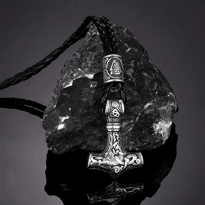 MKENDN nerūdijančio plieno skandinavų vikingų Thor's Hammer Mjolnir skandinaviškos runos amuleto pakabukas su grandinėle kaip vyrų pankų dovana