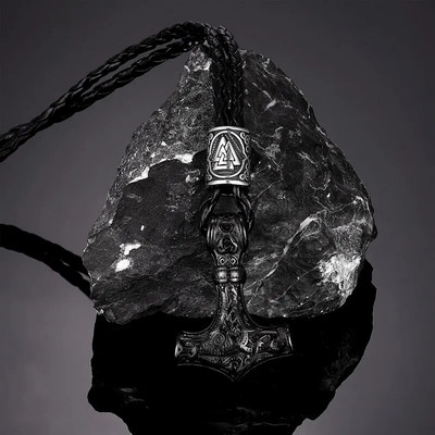 MKENDN nerūdijančio plieno skandinavų vikingų Thor's Hammer Mjolnir skandinaviškos runos amuleto pakabukas su grandinėle kaip vyrų pankų dovana