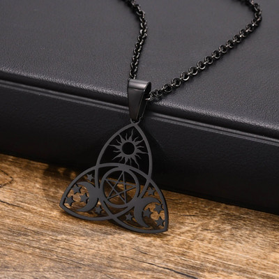 „Vnox“ nerūdijančio plieno trigubi mėnulio deivės karoliai vyrams, moterys, „Wiccan“ keltų mazgų pakabukai