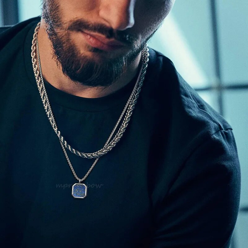 Βασιλικό τετράγωνο ανδρικό κολιέ, μενταγιόν από πέτρα Tiger's Eye, μενταγιόν από πέτρα Lapis Lazuli. Κολιέ από ρωμαϊκό μενταγιόν από ανοξείδωτο ατσάλι