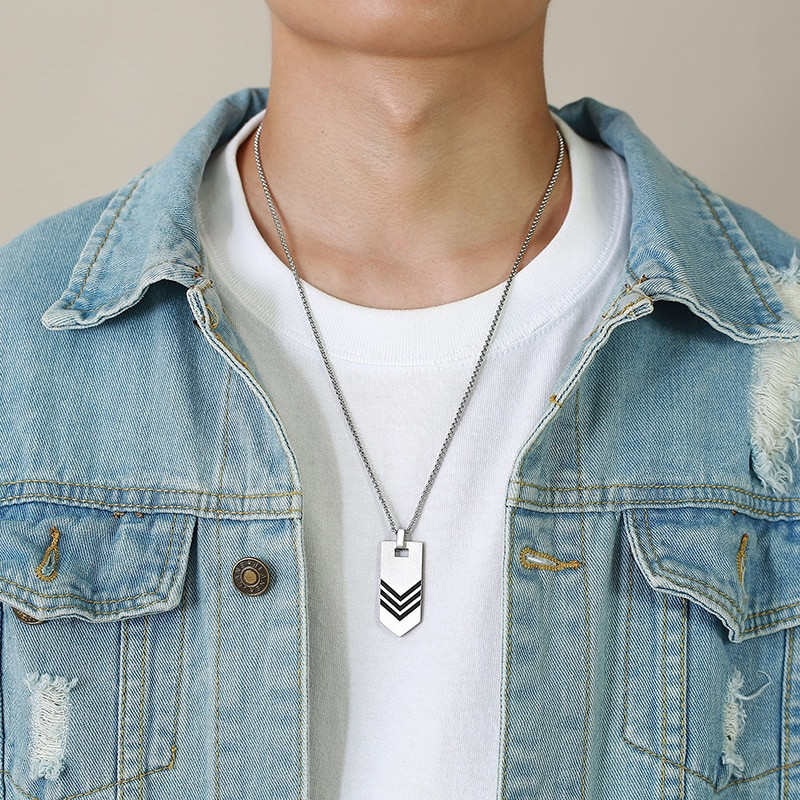 Nauja 2023 m. Madingi nerūdijančio plieno kaklaraiščiai, pakabinami karoliai vyrams, vyriški, suasmeninti geometriniai tendencijų papuošalų priedai