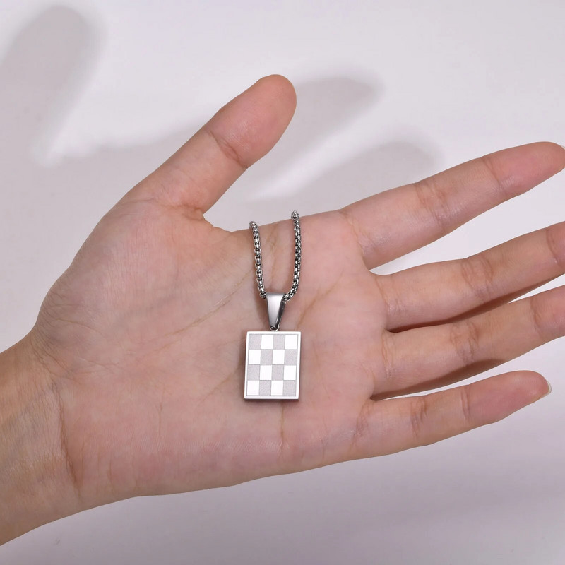 Ανδρικό τετράγωνο κολιέ σκακιέρας Mprainbow, αδιάβροχο καρό από ανοξείδωτο ατσάλι με γεωμετρικό κρεμαστό γιακά κοσμήματα δώρου γενεθλίων