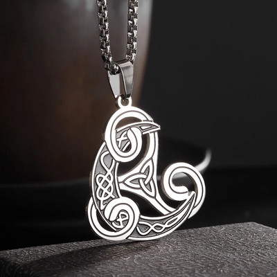 Неръждаема стомана Trinity Celtic Knot висулка Witch Moon Witchcraft Колие за жени Irish Lucky Amulet Jewelry Gift