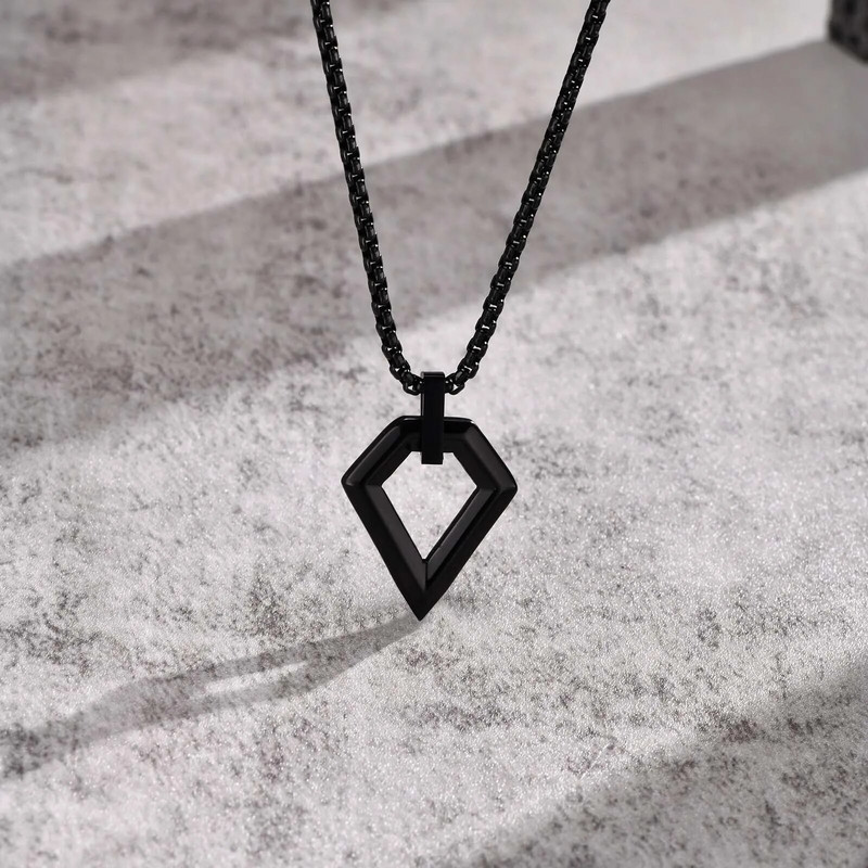 Vyriški paprasti geometriniai karoliai berniukams, vandeniui atsparus nerūdijančio plieno tuščiaviduris kvadratinis daugiakampis pakabukas, dovanos jam papuošalai