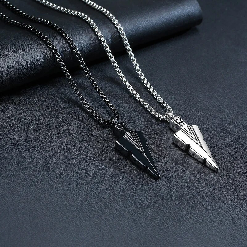 „Vnox“ vyriški „Arrowhead Kunai“ pirminiai urnos karoliai, „Rock Punk Spearhead“ pakabukų papuošalai, nerūdijančio plieno jubiliejaus dovana jam