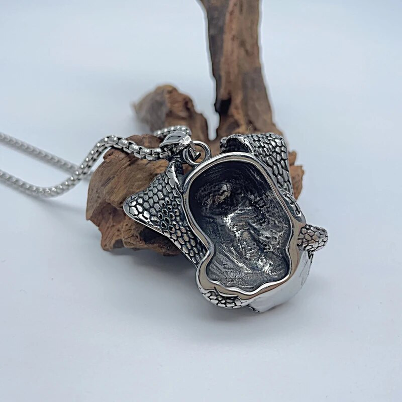 Punk Helovino kaukolė gyvatė Vyriški pakabukai karoliai Neo Goth nerūdijančio plieno skeletas Gatvė šaunūs daiktai Hiphopo roko mados papuošalai