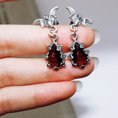 Cercei vintage punk cu craniu negru pentru bărbați și femei Cercei hipoalergenici pentru motocicliști Hip Hop Rap Rock Accesorii pentru bijuterii