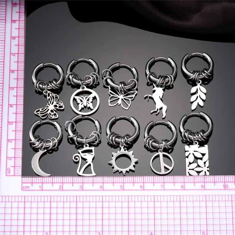 Roostevabast terasest õõnsad ümmargused ükssarvikud liblikarõngaga kõrvarõngad meestele naistele punk, lihtsad lehed päikesekuu lõputud ümmargused kõrvarõngad