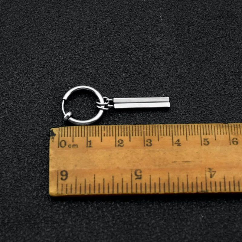 1 kom. Modni gotički ulični hip-hop štap od nehrđajućeg čelika, crne naušnice za žene, muškarce, nakit za uši, privjesak Cool kapljica za uši