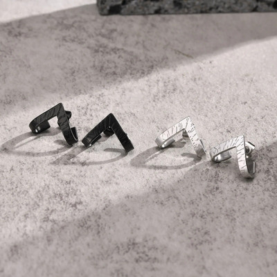 Nööpkõrvarõngad, meeste ümbriskõrvarõngad, roostevabast terasest geomeetriline kolmnurkkõrvarõngas, sünnipäevakingitus mehele Meeste kõrvarõngad, ehted