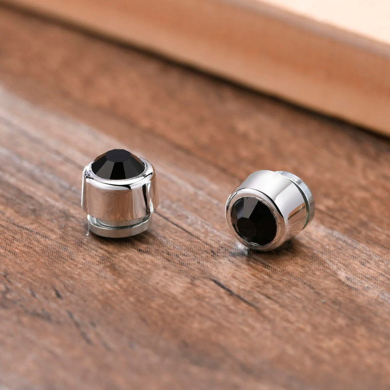 Vnox 1 τεμάχιο/ζεύγος Ανδρικά ροκ γοτθικά σκουλαρίκια μονόπετρα καρφιά, αντιαλλεργικό αξεσουάρ κλιπ αυτιού από ανοξείδωτο ατσάλι, χωρίς τρύπημα