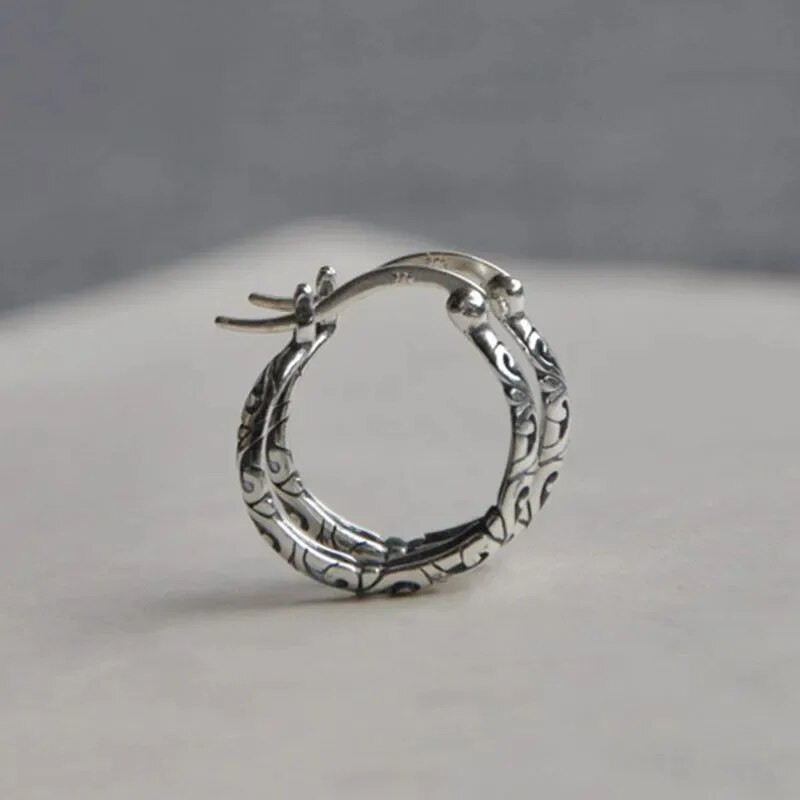 Madingi sidabru padengti subtilūs tuščiaviduriai gėlių auskarai hipoalerginiai auskarai moterims žavūs atsitiktiniai vakarėlio papuošalai jubiliejaus proga