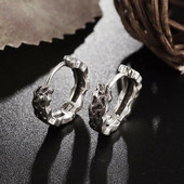 Ebaregulaarne ebaühtlane hõbedane ümmargune väike rõngaskõrvarõngad augustamine Huggies hüpoallergeensed hip-hop kõrvarõngad