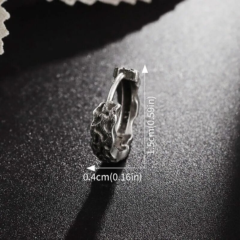 Ebaregulaarne ebaühtlane hõbedane ümmargune väike rõngaskõrvarõngad augustamine Huggies hüpoallergeensed hip-hop kõrvarõngad