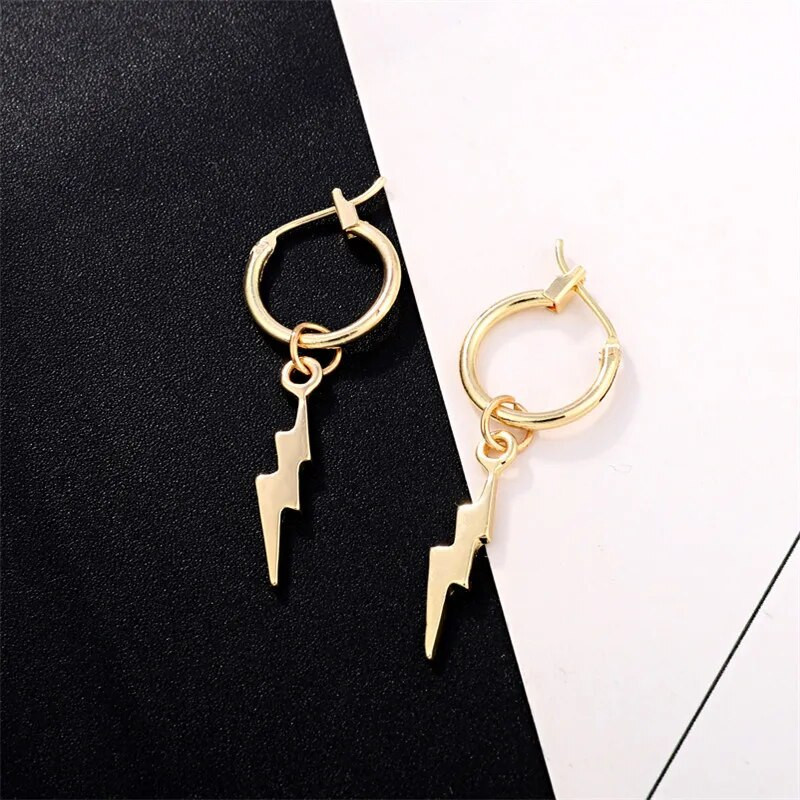 Karštos paprastos blykstės auskarai moteriškos aukso sidabro spalvos vakarėlio papuošalai dovanos moterims žavesio maži auskarai Pendientes Mujer Moda