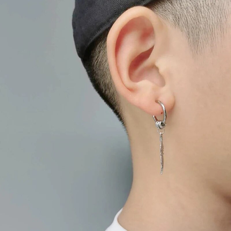 Σκουλαρίκια από ανοξείδωτο ατσάλι Vinatge με δερμάτινο φτερό Piercing Σκουλαρίκι γοητείας κρεμαστό αρθρωτό σκουλαρίκι για άνδρες Γυναίκες Έφηβοι