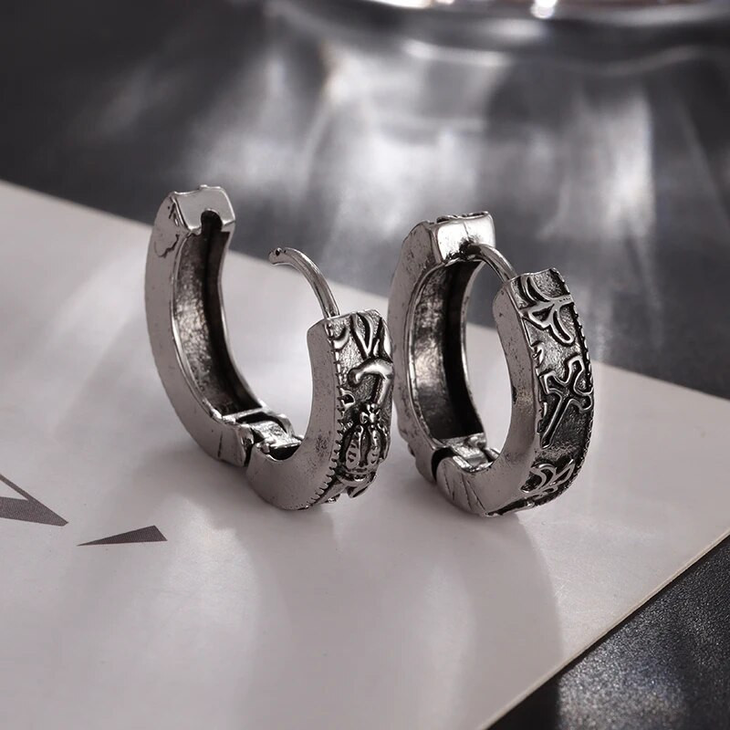 Retro Cross Hoop kõrvarõngad Hüpoallergeensed kõrvarõngad meestele ja naistele Isikupärastatud gooti moeehted