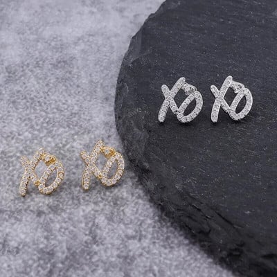 Cercei Hip Hop Ice Out Xo Letter Stud Cercei hipoalergenici cu zirconiu pentru bărbați și femei Cadouri de bijuterii de petrecere rock