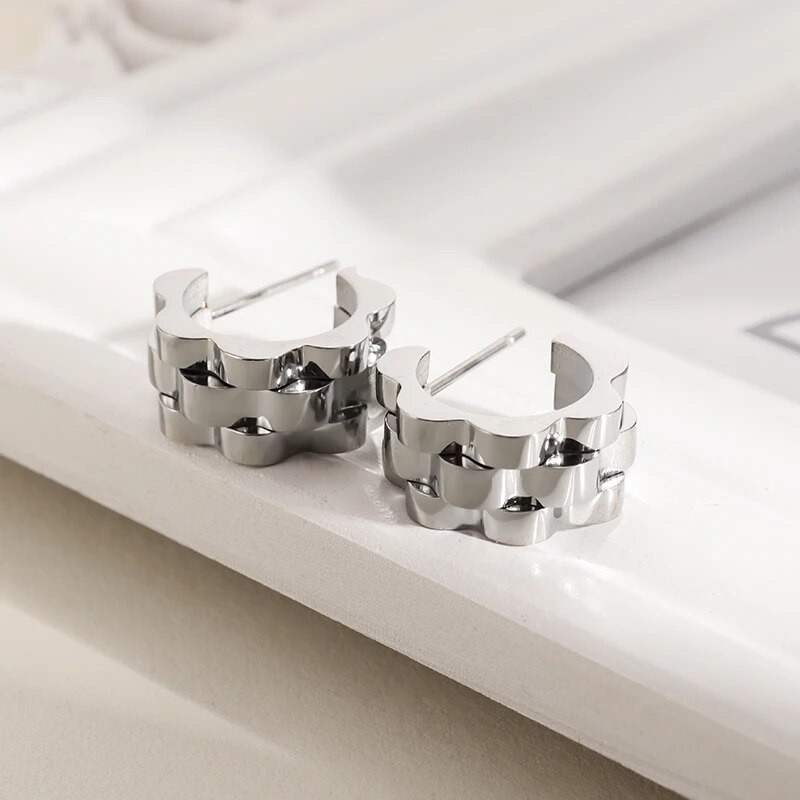 Modne kreativne valovite naušnice s klinovima u obliku slova C Hipoalergenske naušnice od nehrđajućeg čelika Ženski trendi nakit za punk parove Poklon