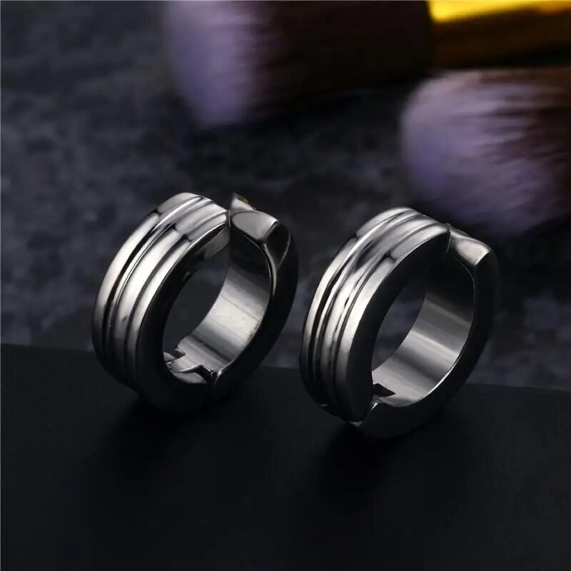 Uus moodne roostevabast terasest sinine ümmargune kõrvamansett naistele meestele peoehted kinnitusklamber kõrvarõngastele, kõrvarõngaste kingitused