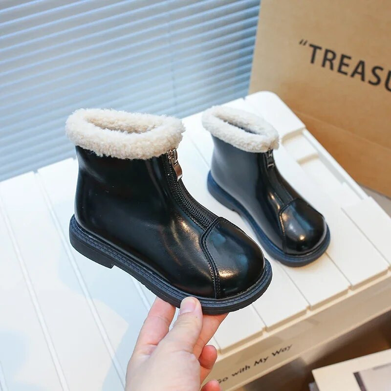 Nove pamučne čizme za djevojčice iz 2023., modne dječje kožne čizme s prednjim zatvaračem, proljeće i jesen, ležerne kratke čizme za dječake, dječje čizme od PU