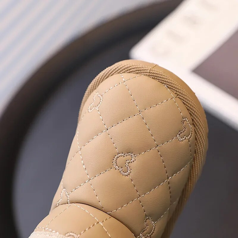 Zimski crtani medvjed Dječje čizme za snijeg Dječaci Djevojčice Mekane tople kratke čizme s debelim krznom Pamučne cipelice za malu djecu Slatke dječje čizme