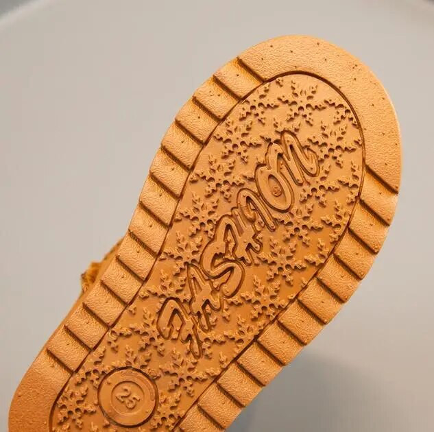 Nauji žieminiai stori šilti medvilniniai batai berniukams ir mergaitėms odiniai basi kūdikių sniego batai šilti plius aksominiai pliušiniai batai šilti sniego batai