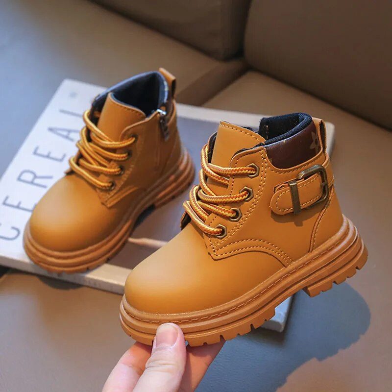 Uued talvejalatsid Laste poolsaapad Poiste saapad Nööriga platvormkingad Lukk Ratsutamine botines chelsea lastekingad tüdrukule 55R